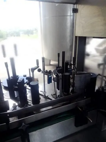 labeller Gierre adhesive 2.000 bph — EA 436