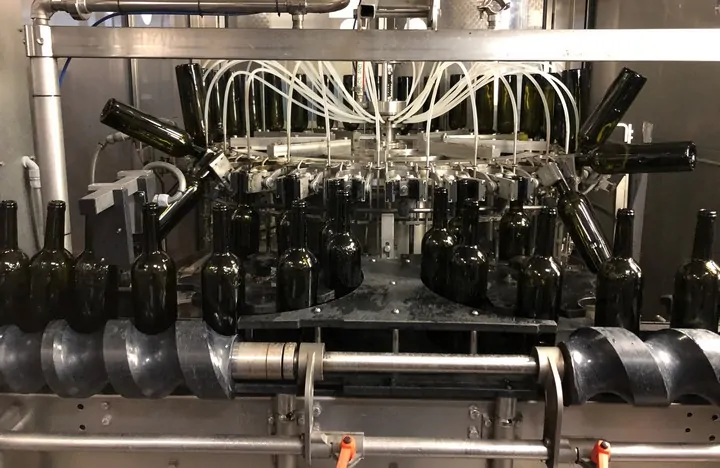 Complete Bottling Line Isobaric Bertolaso — NP 478